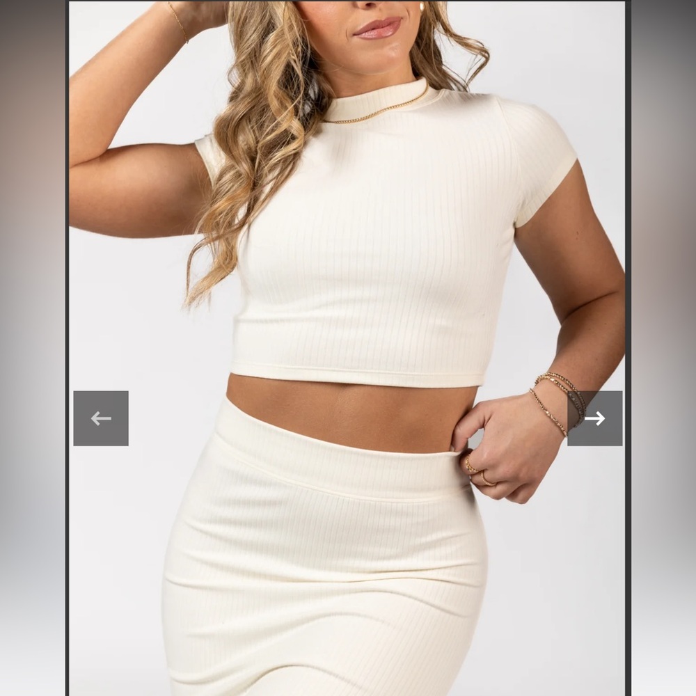 P’tula Luxe Rib Mock Neck Crop NWOT